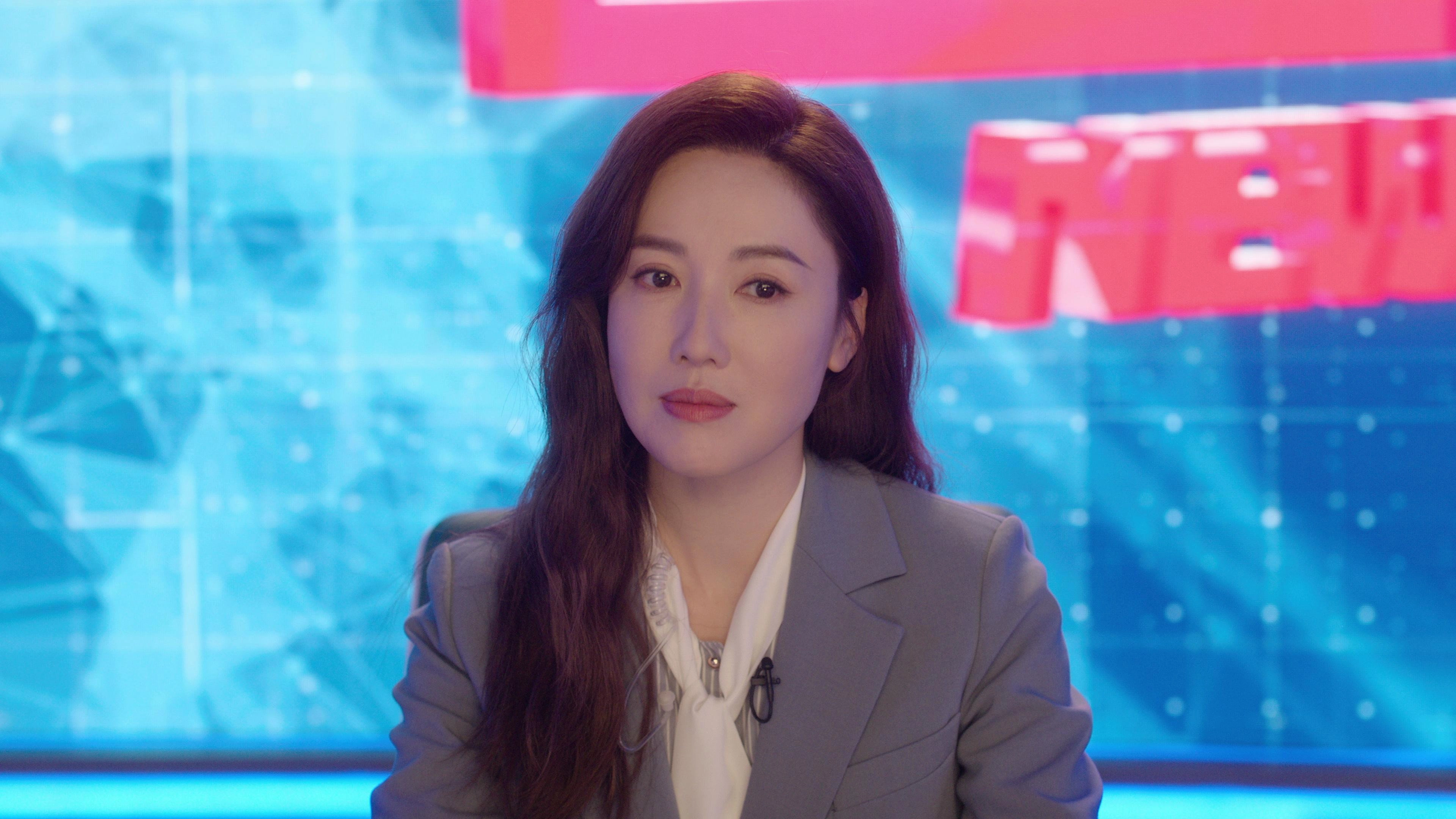 The QUEEN of News