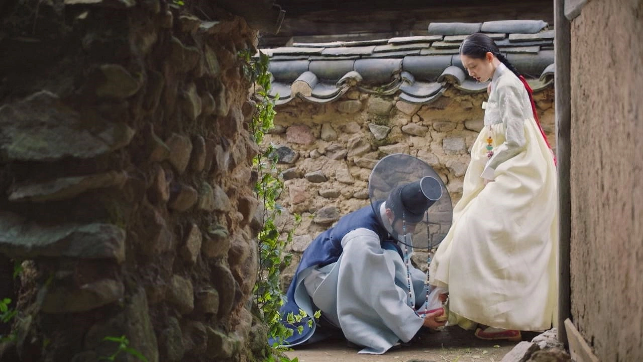 Flower Crew: Joseon Marriage Agency