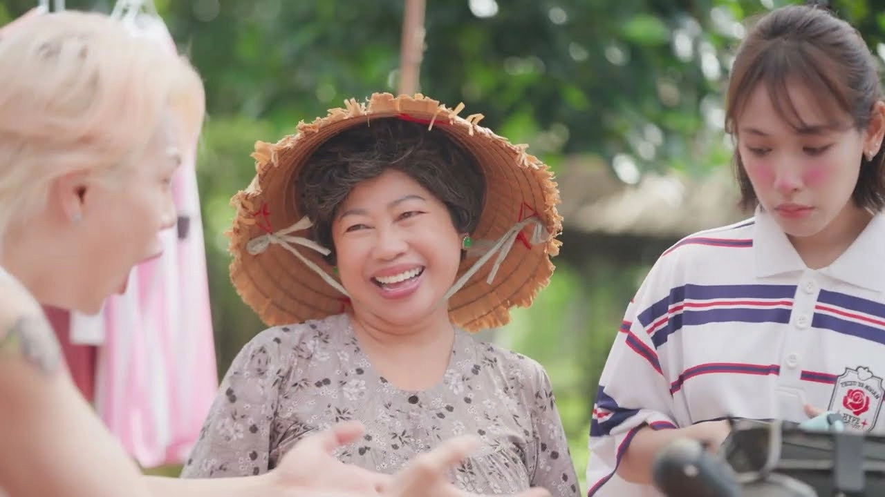 Về Quê Có Gì Vui