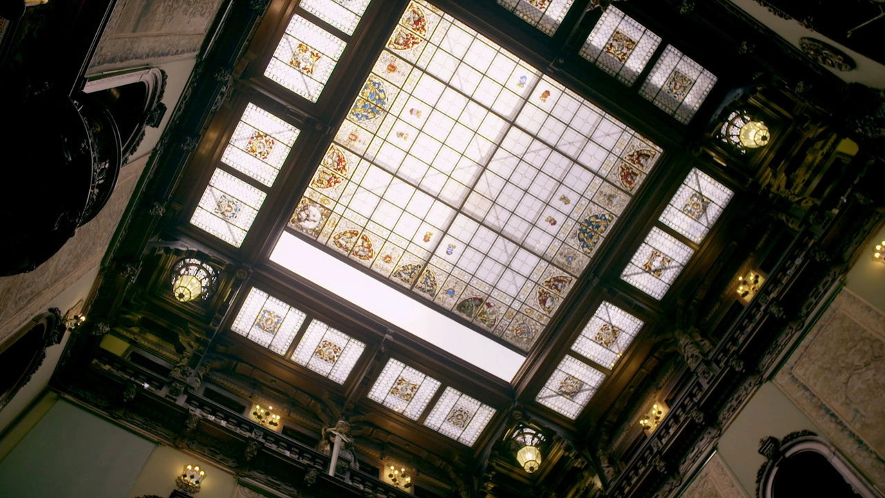 World's Greatest Palaces