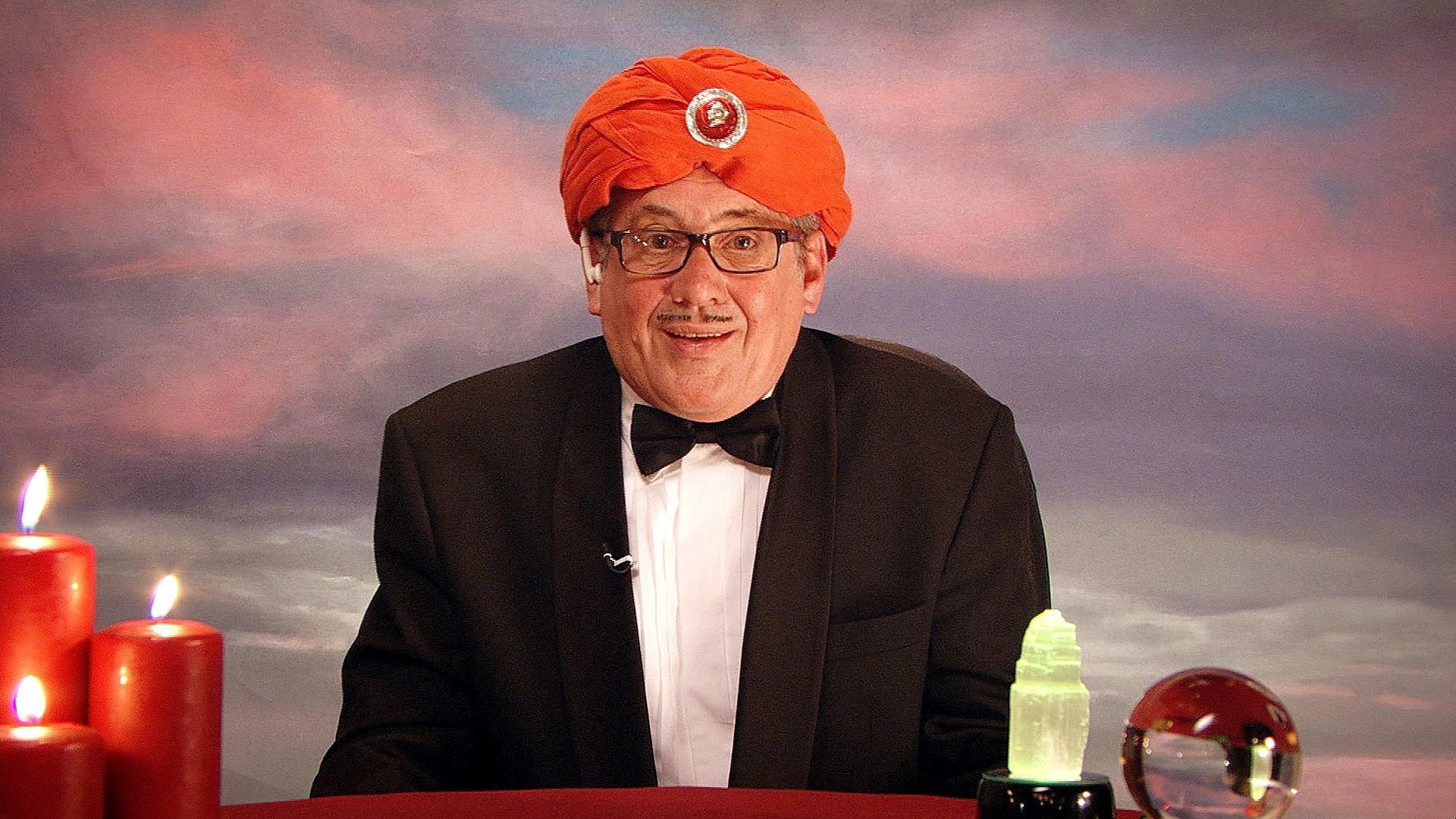 Count Arthur Strong