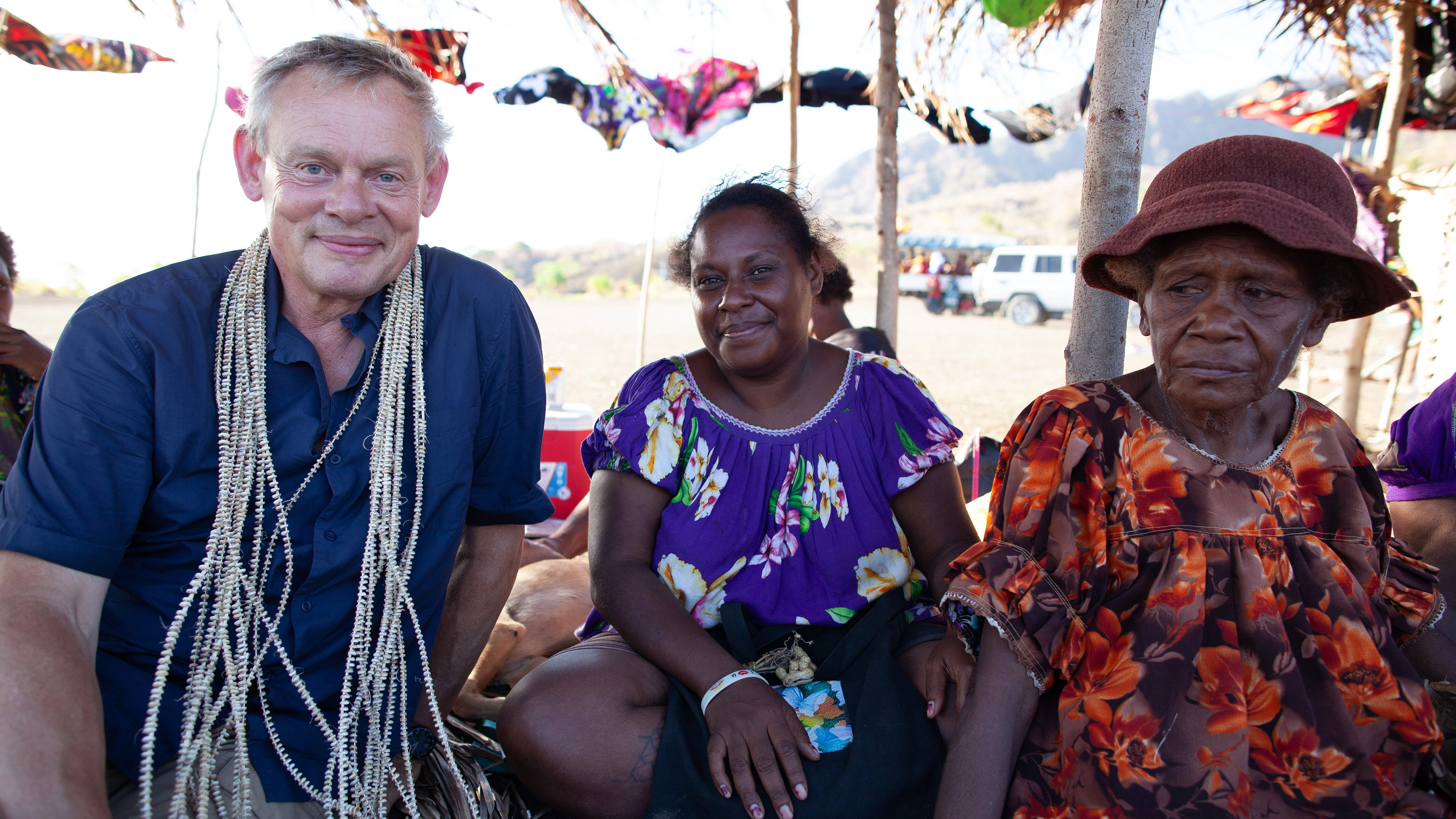 Martin Clunes: Islands of the Pacific