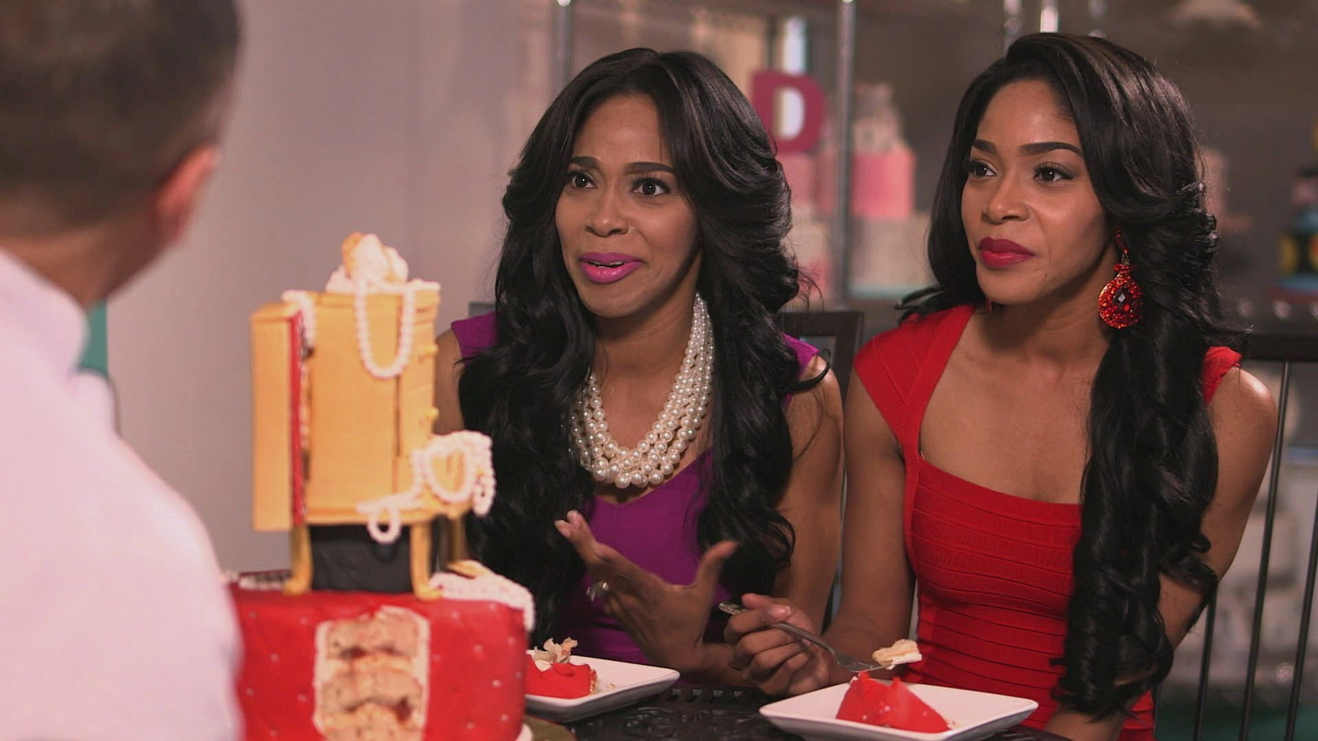 Cake Hunters