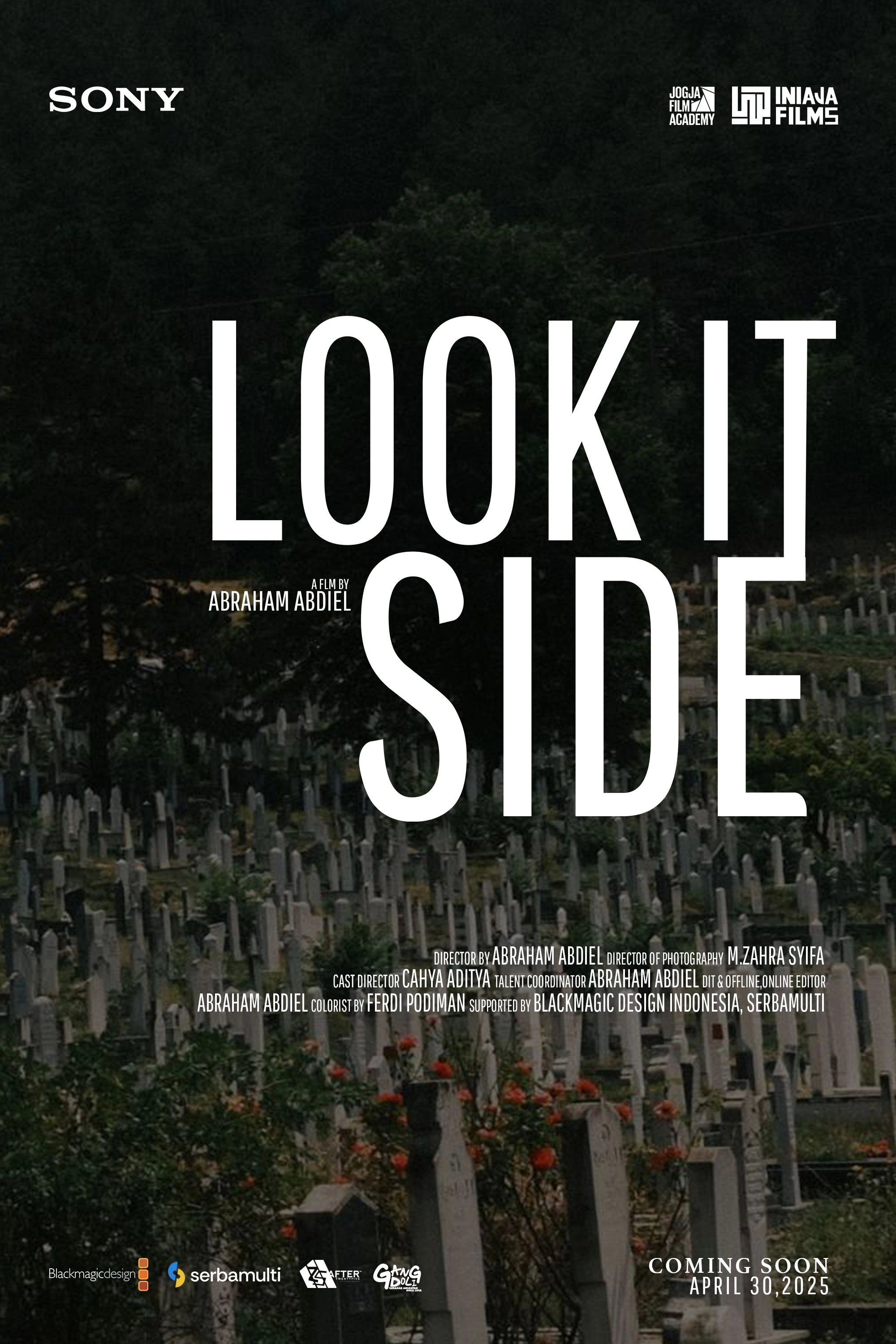 LOOK IT SIDE
