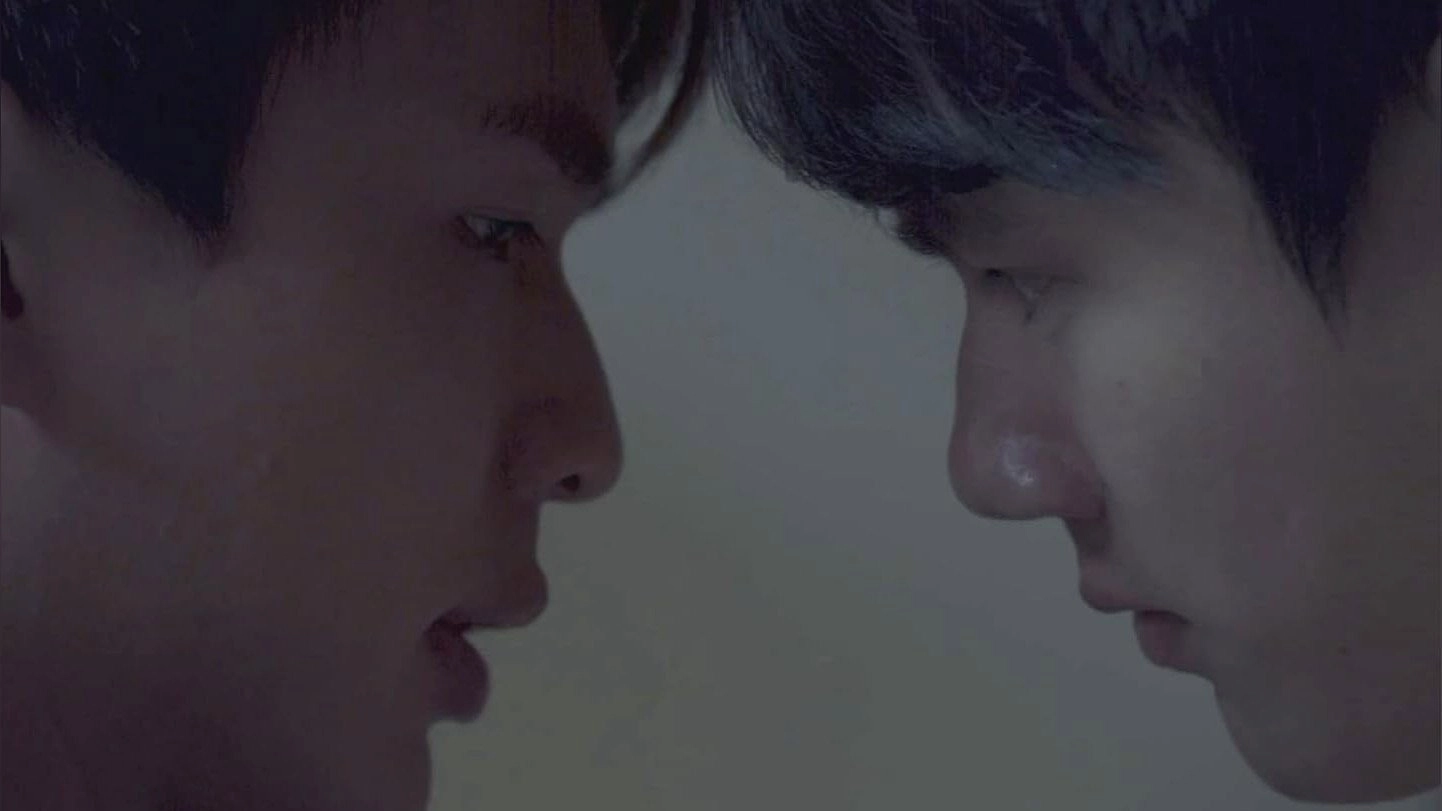 2 Moons 2