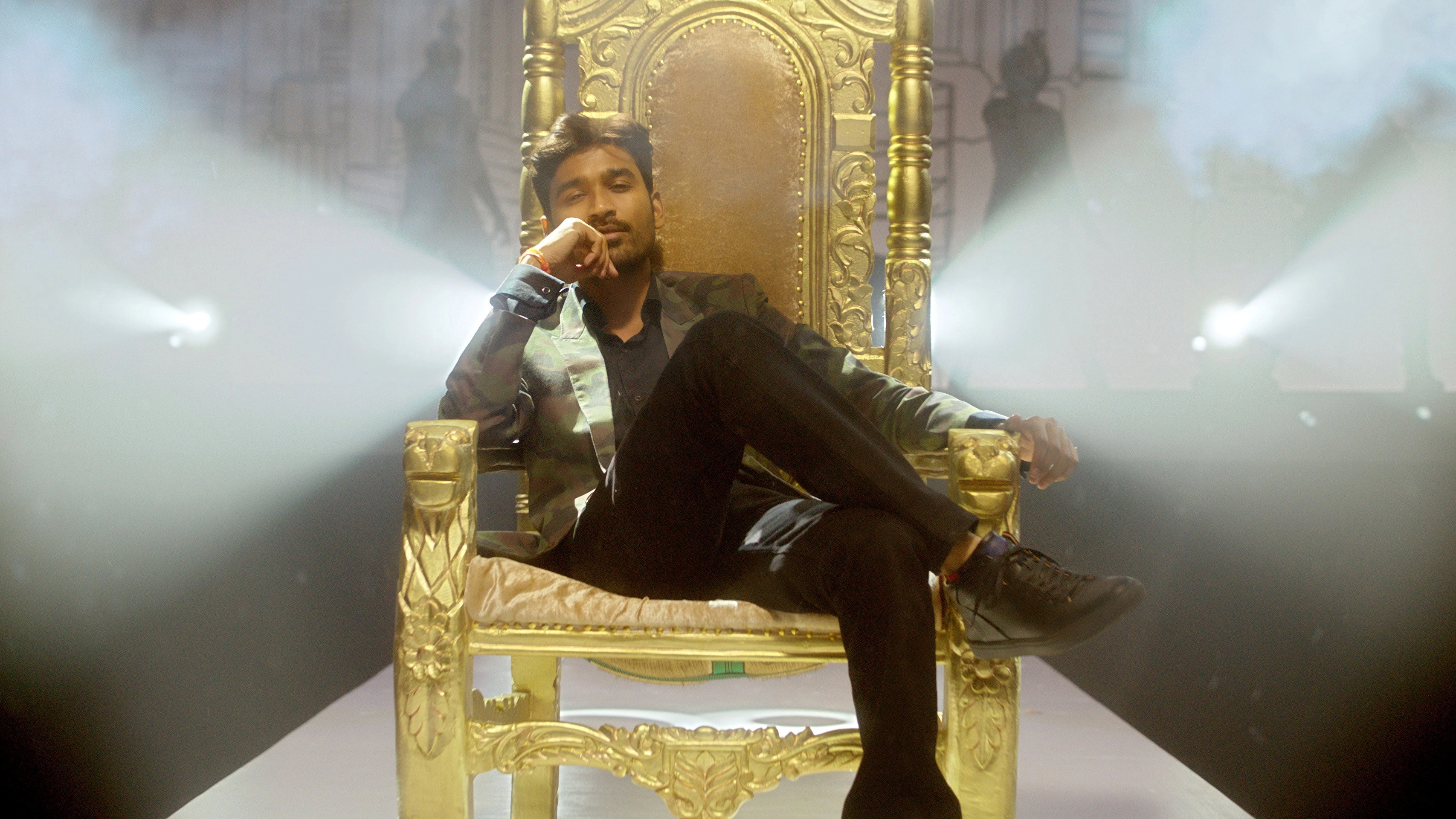 Velaiyilla Pattathari 2