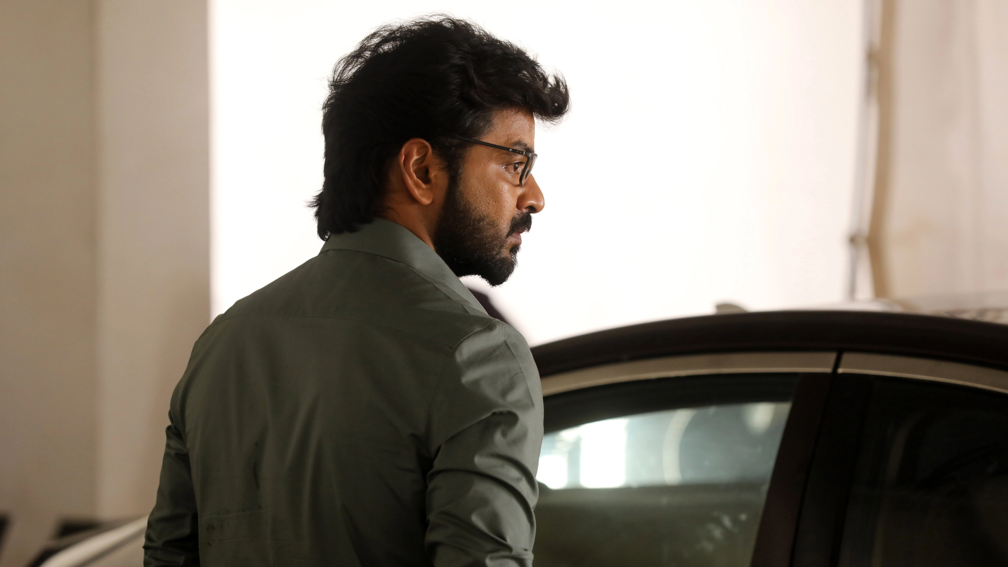 Theera Kaadhal