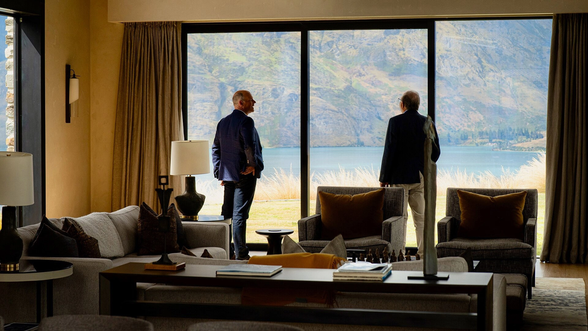 New Zealand's Best Homes with Phil Spencer