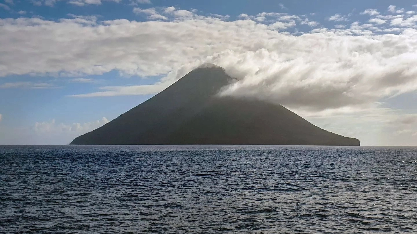 Hidden Volcano Abyss