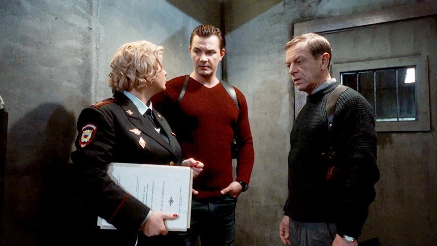 House with cops