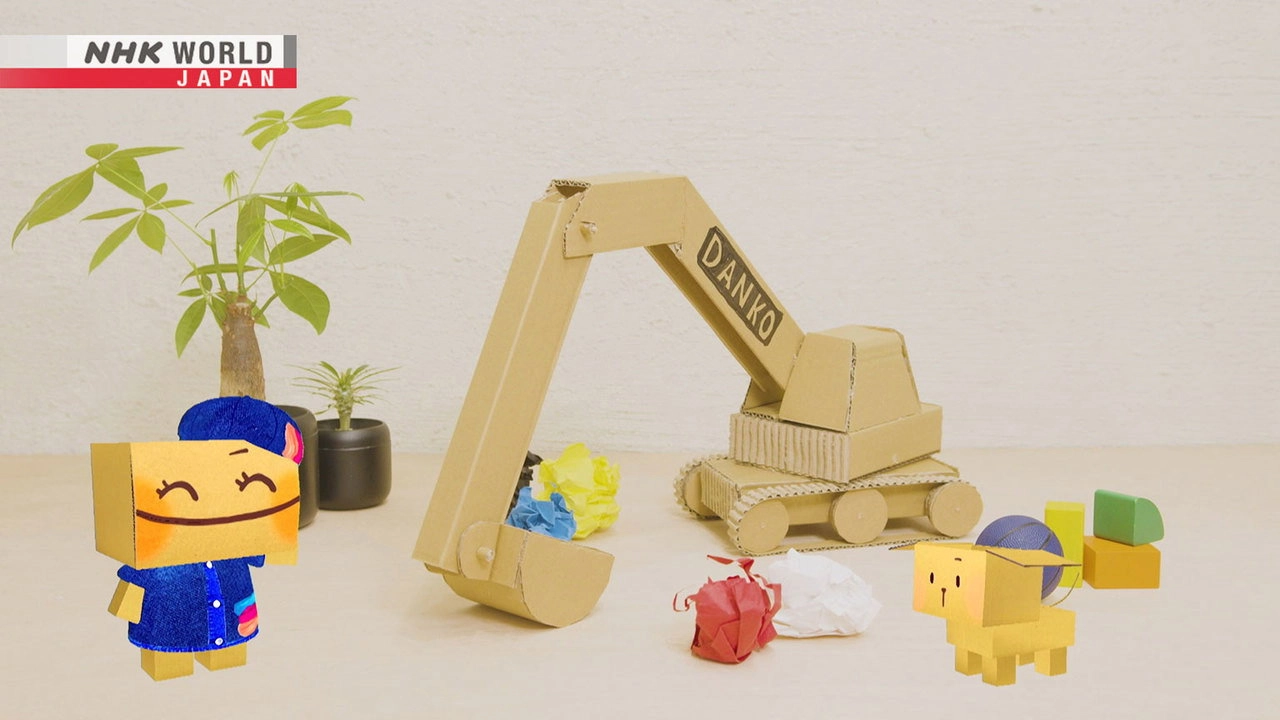 Danko&Danta, Cardboard Craft Creations!