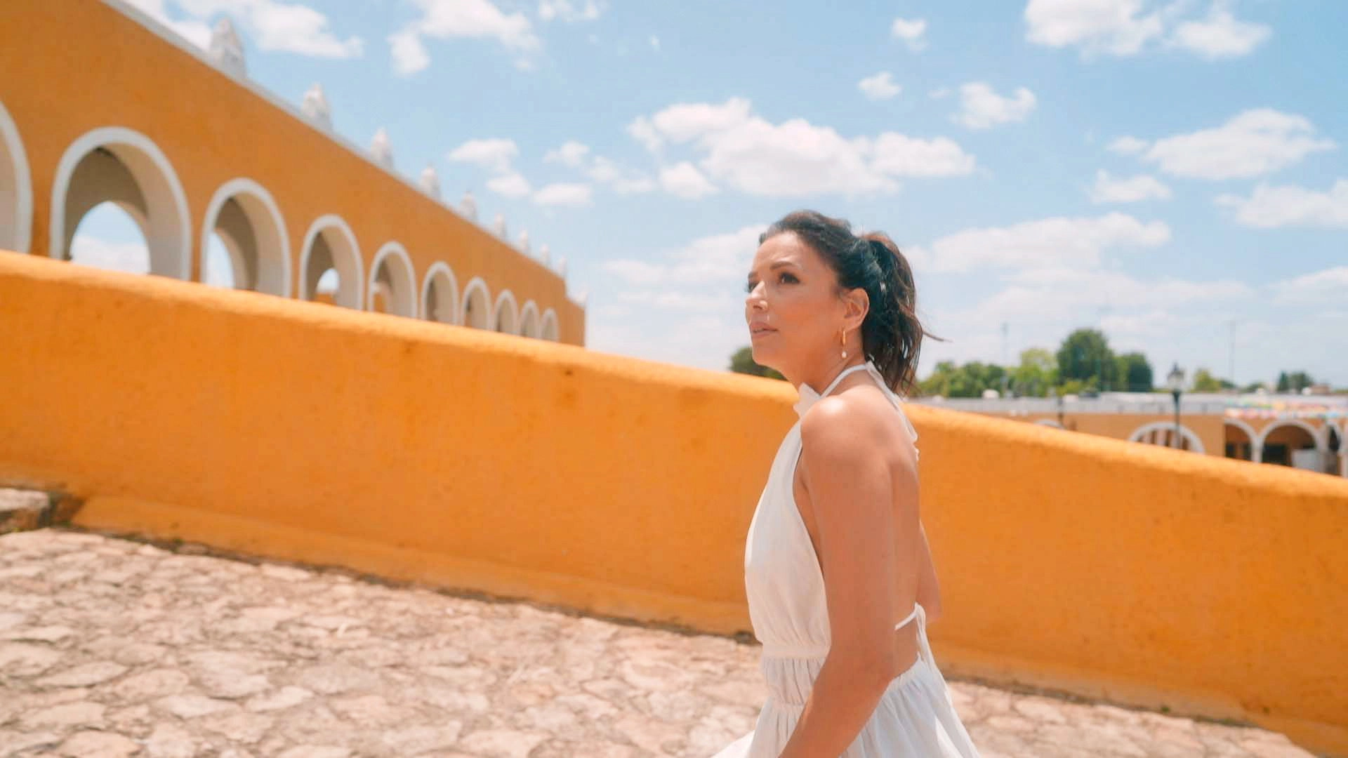 Eva Longoria: Searching for Mexico