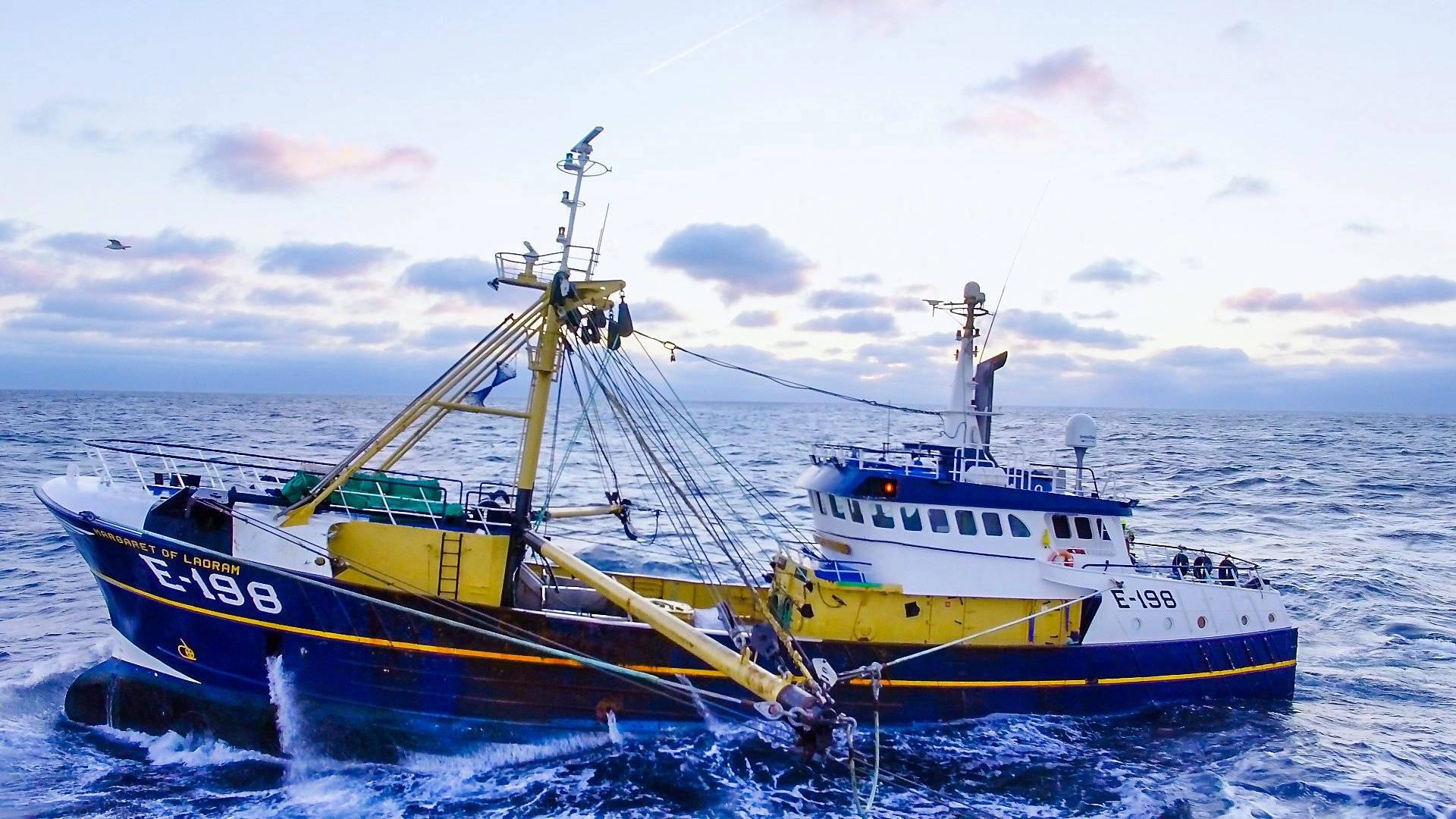 Trawlermen: Hunting the Catch