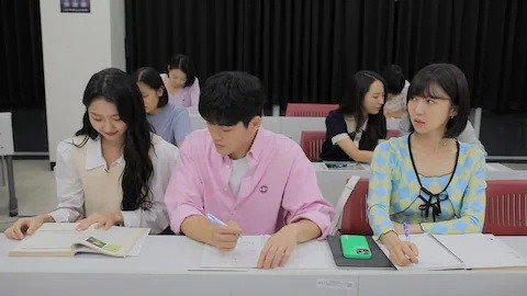 Returning Student: Straight-A, but F in Love