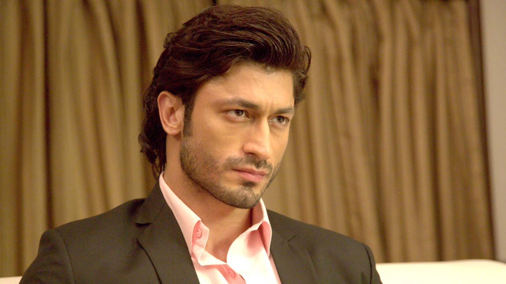 Commando 2 - The Black Money Trail
