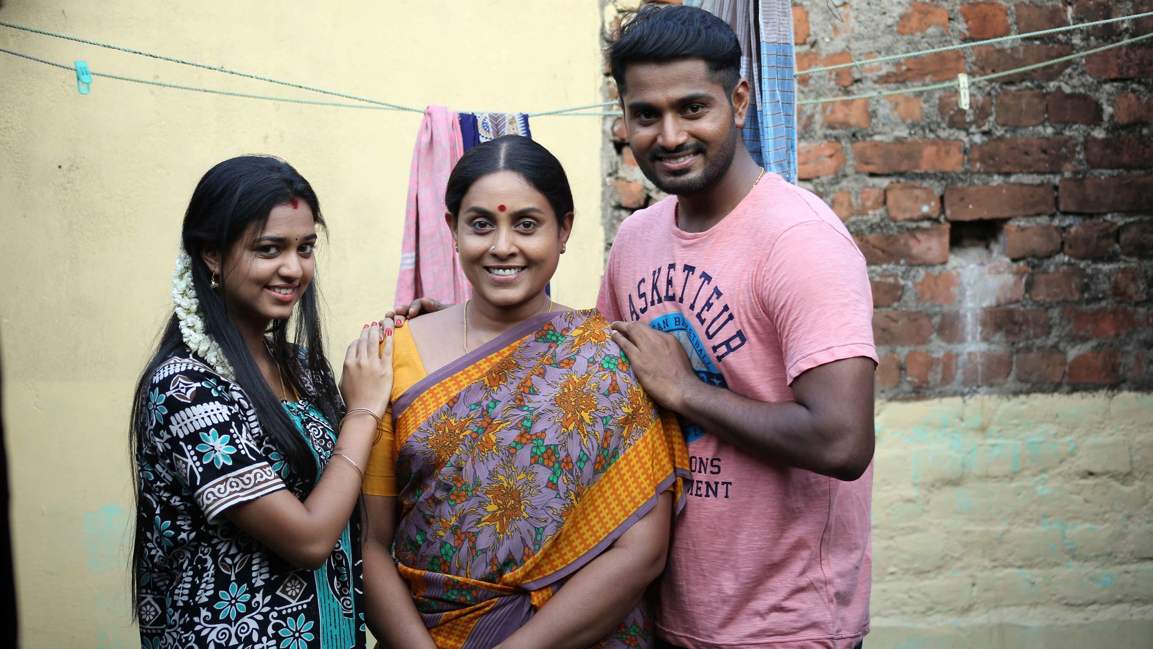 Marainthirunthu Paarkum Marmam Enna