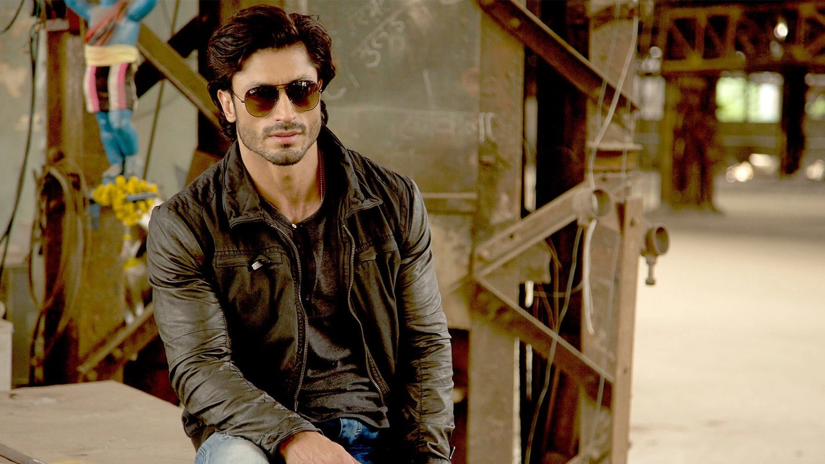 Commando 2 - The Black Money Trail