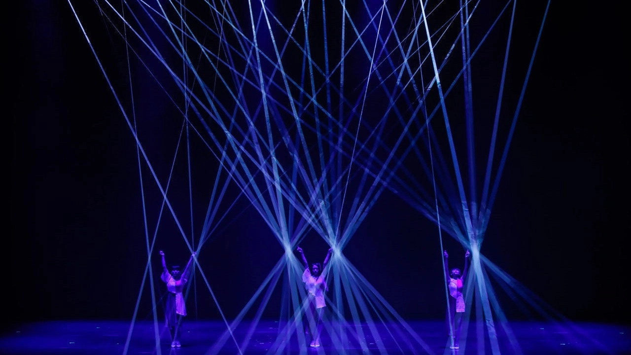 Reframe THEATER EXPERIENCE with you