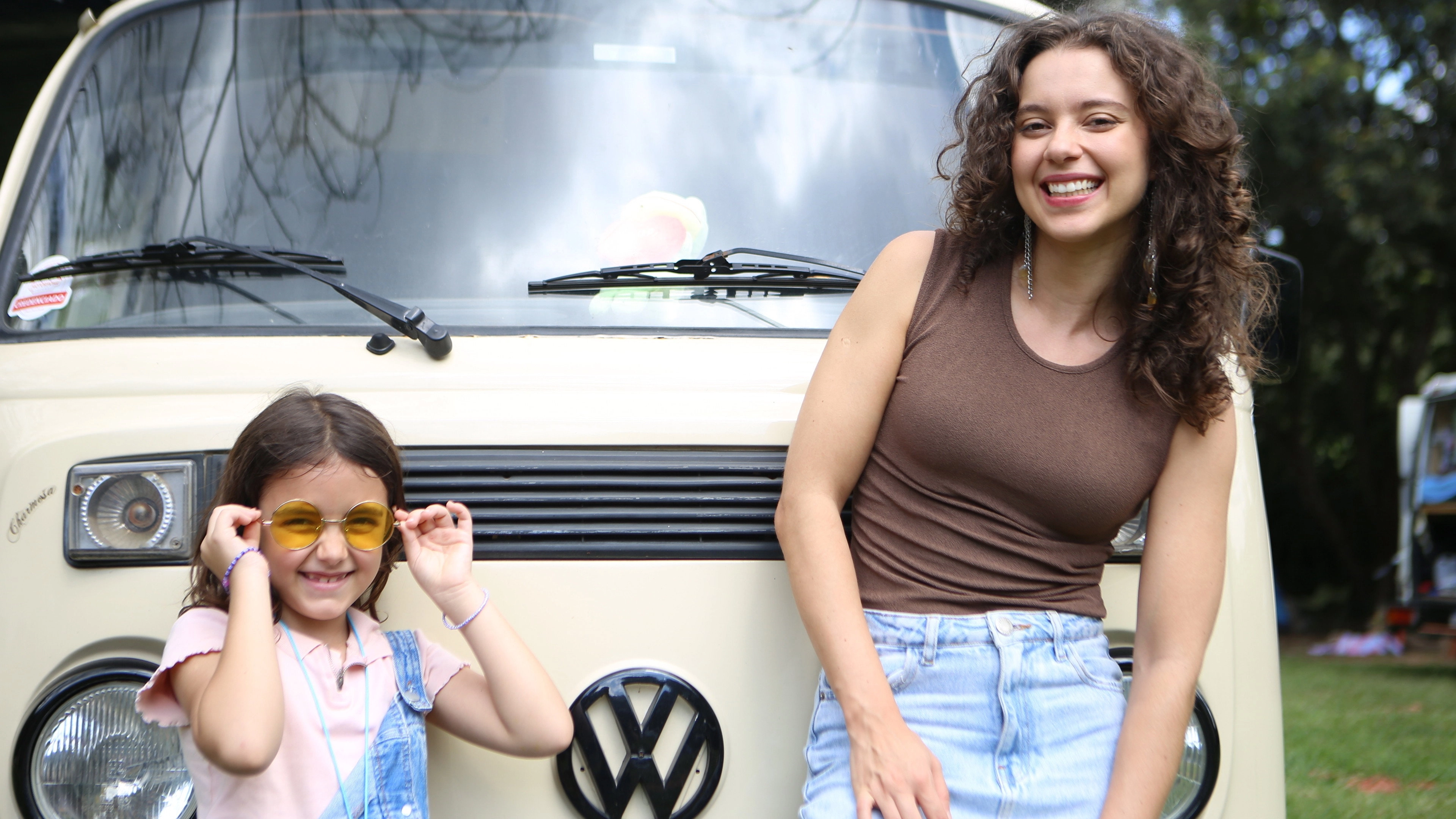 Eu, a Kombi e a Garotinha que Encontrei no Meio do Caminho