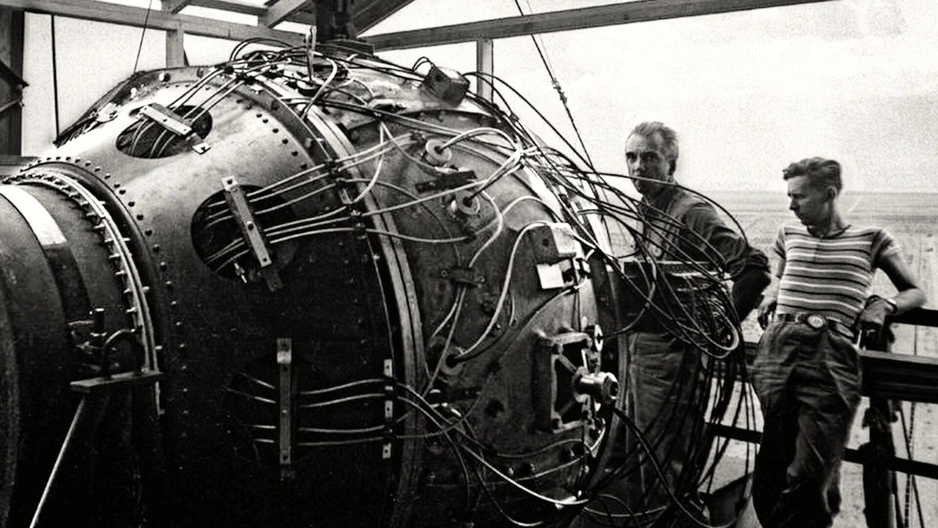 Turning Point: The Bomb and the Cold War