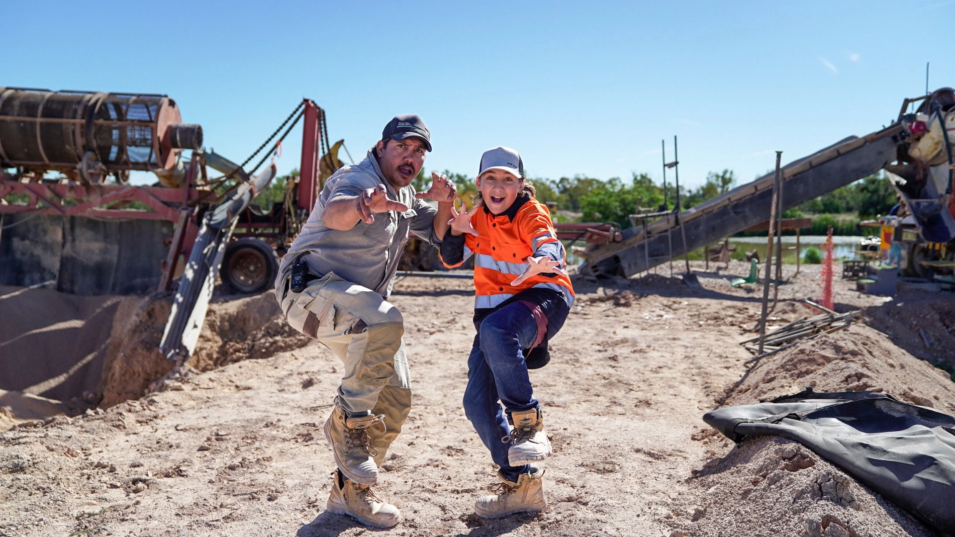 Outback Opal Hunters