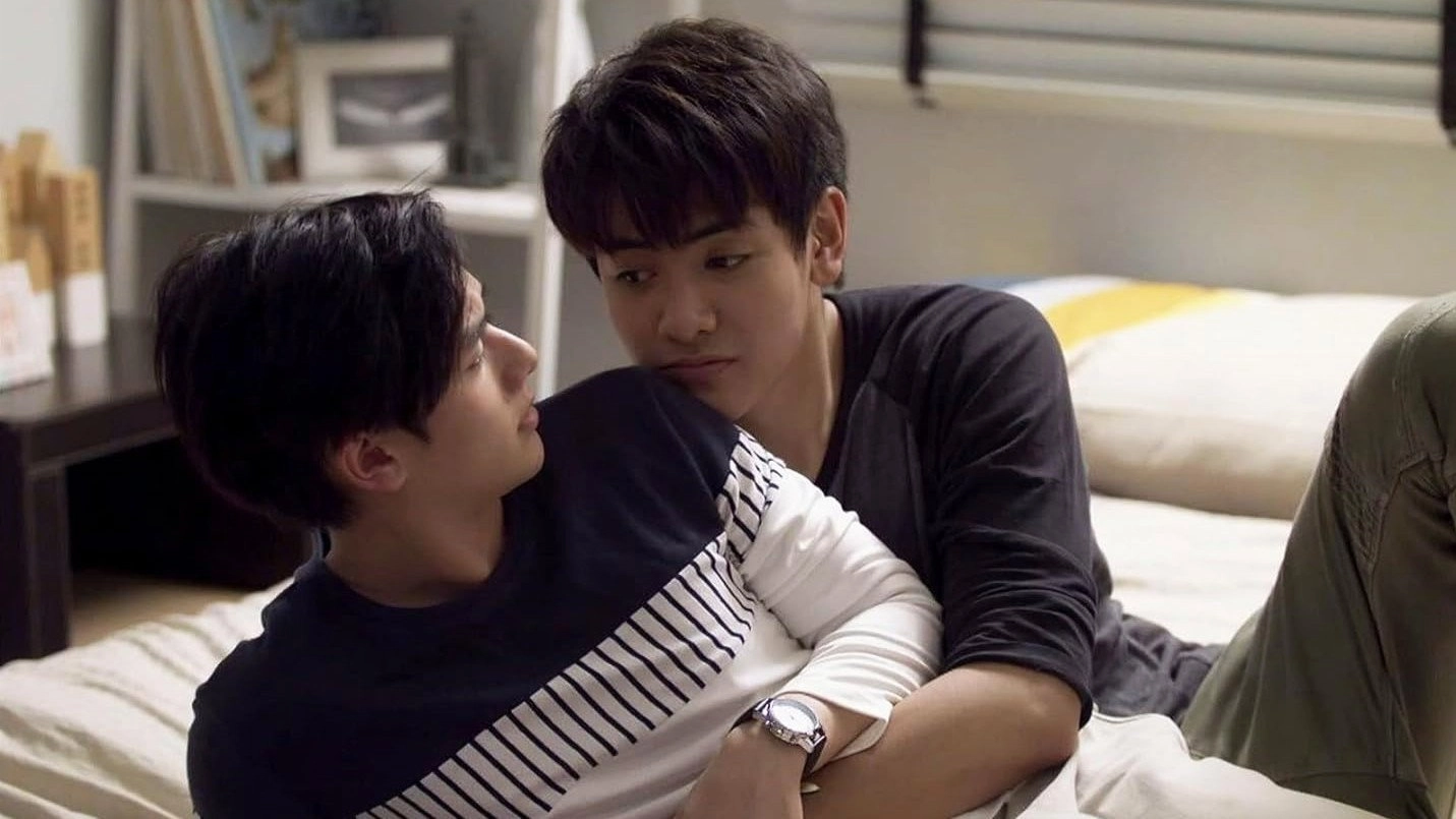 2 Moons 2