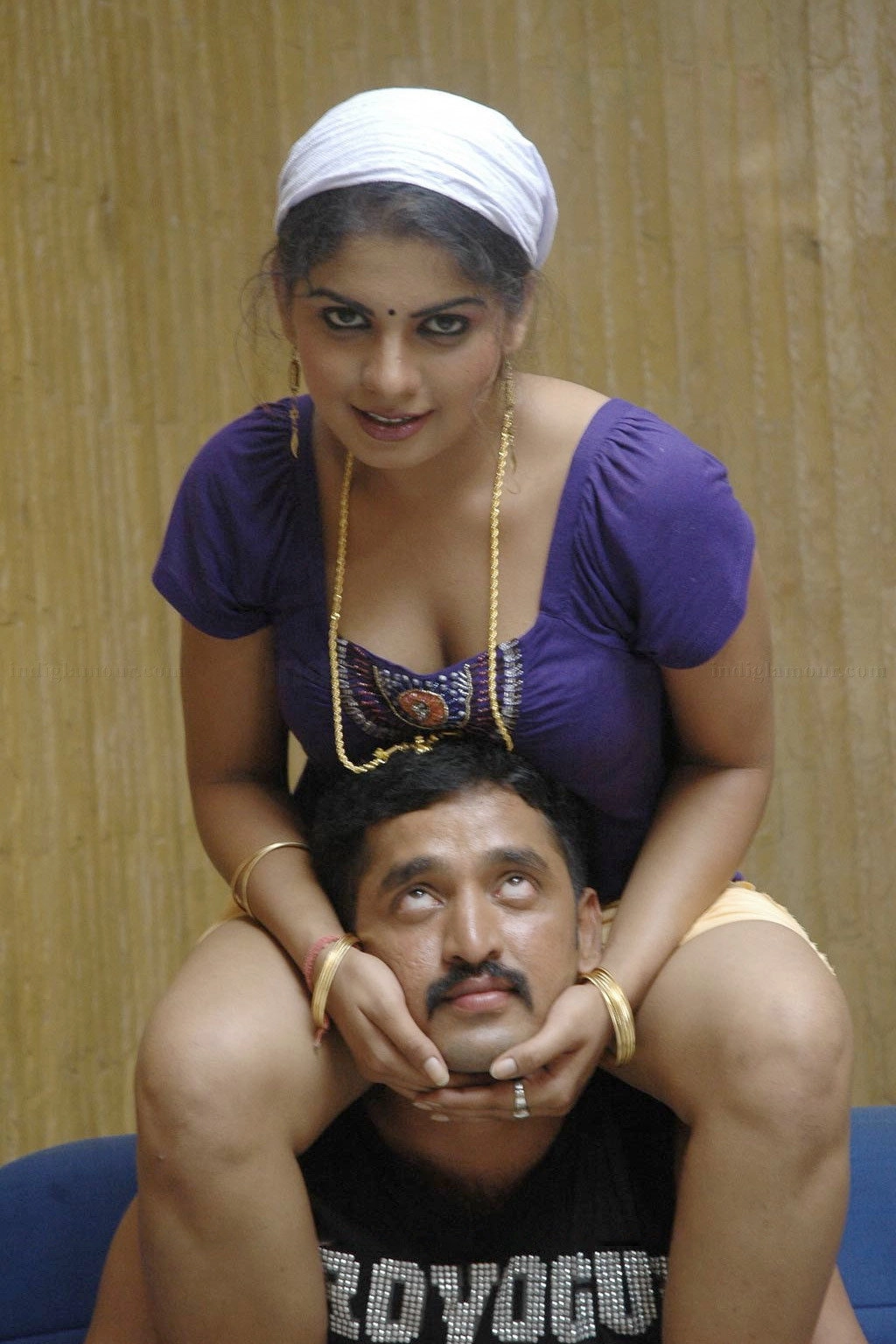 Drogam: Nadanthathu Enna?