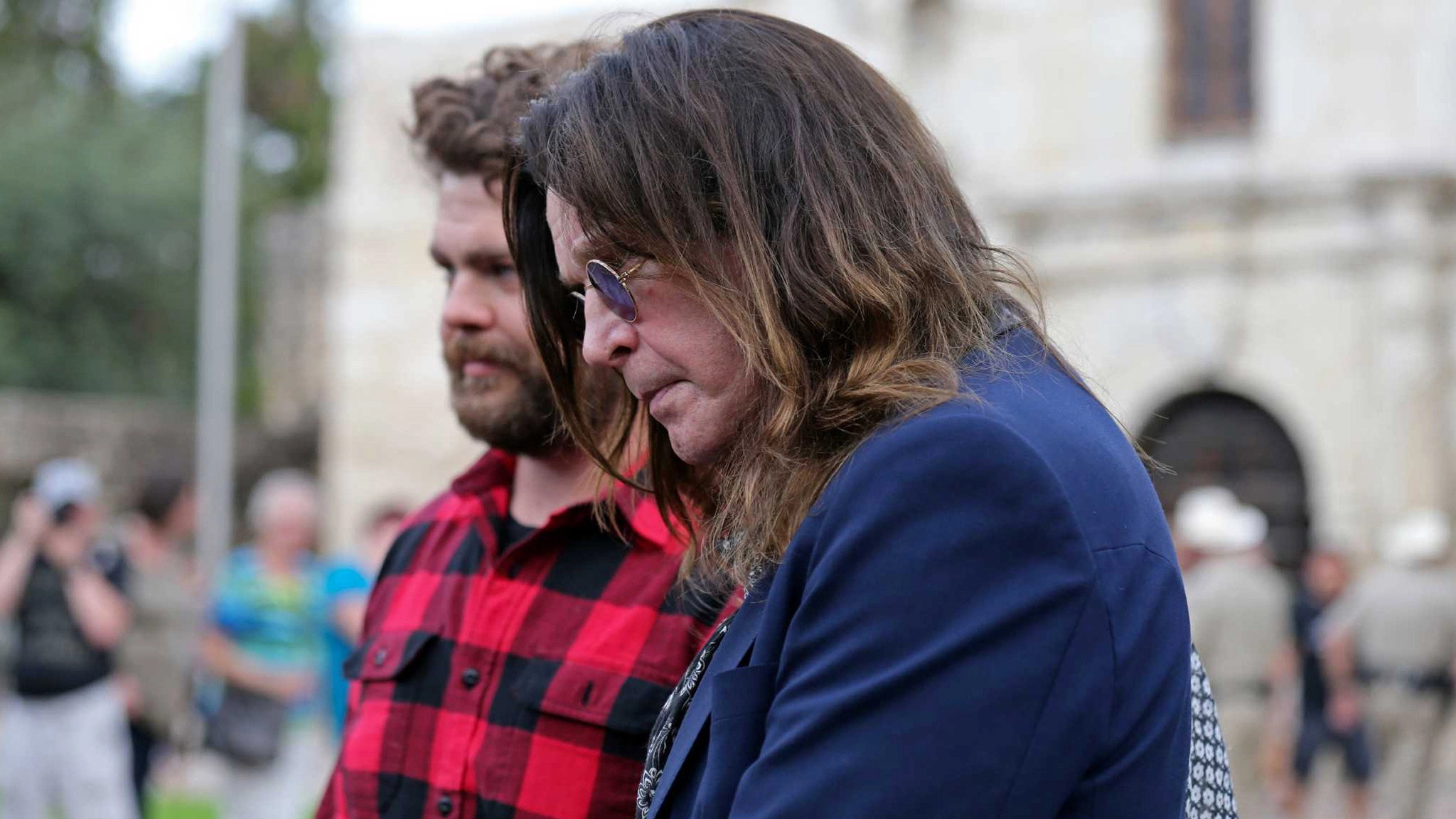 Ozzy and Jack's World Detour