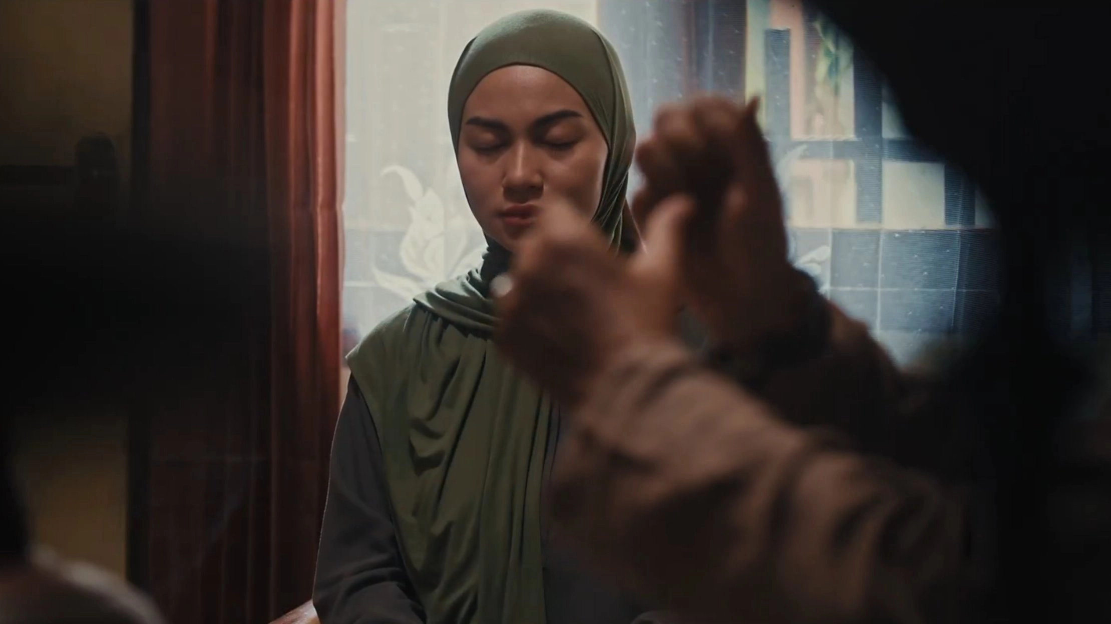 La Tahzan: Cinta, Dosa, Luka...