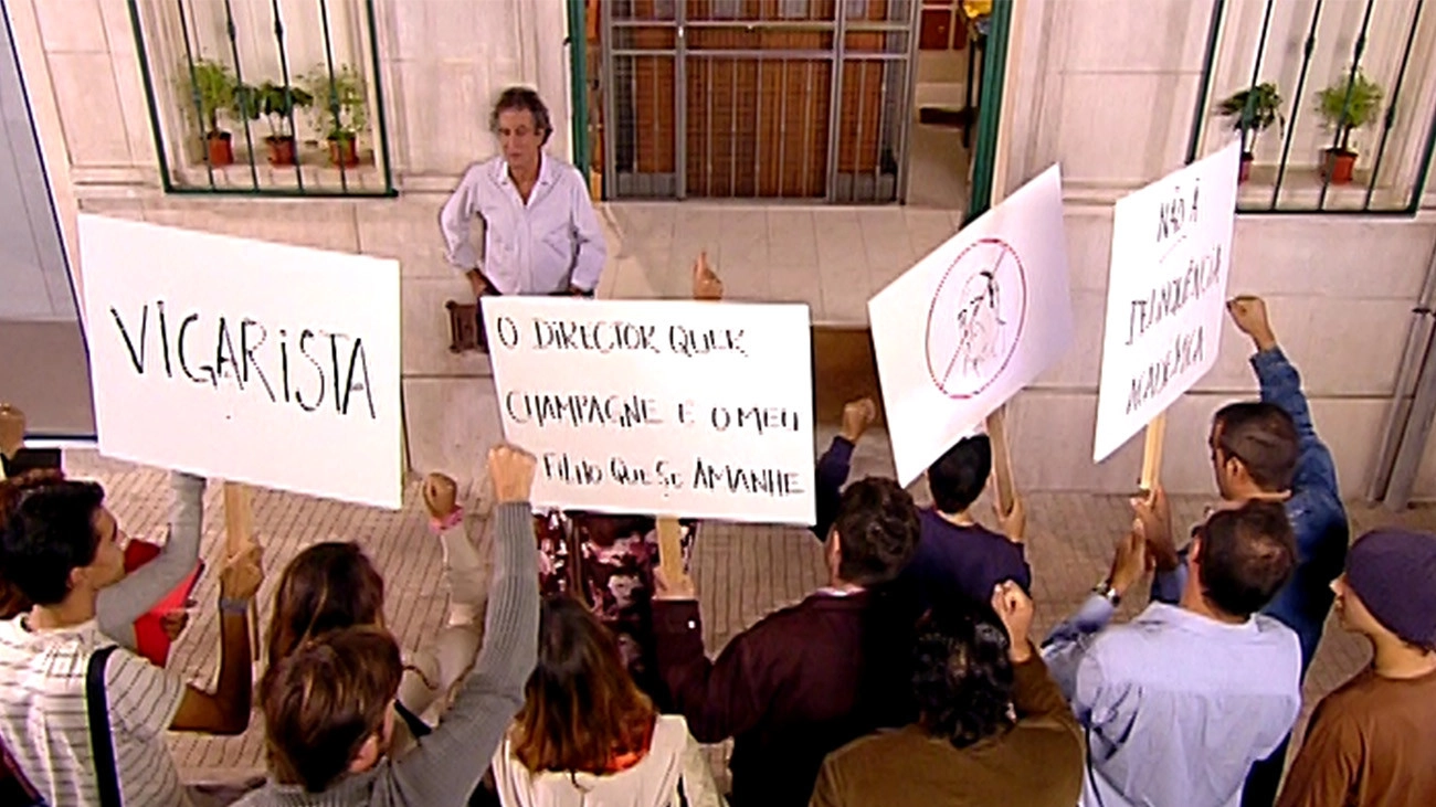 Aqui Não Há Quem Viva