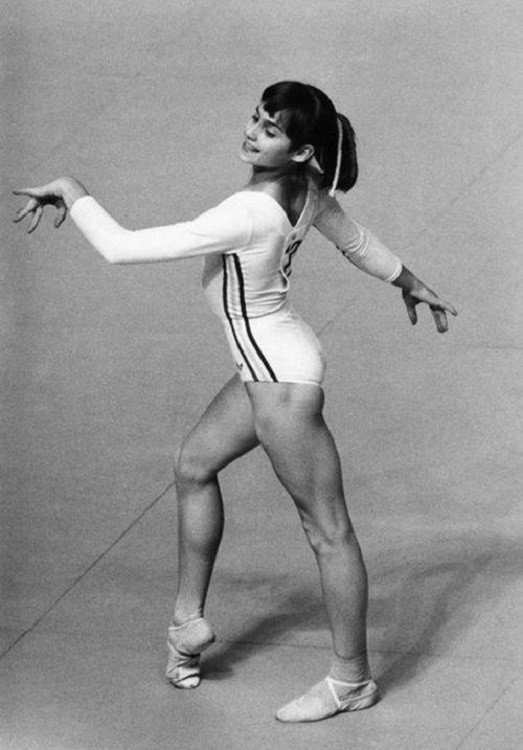 Nadia Comăneci: The Gymnast and the Dictator