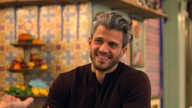 Celebs Go Dating