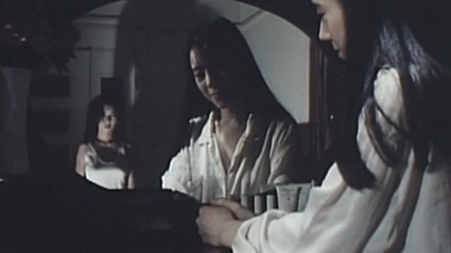 Erotic Ghost Story: Female Ghost in Heat