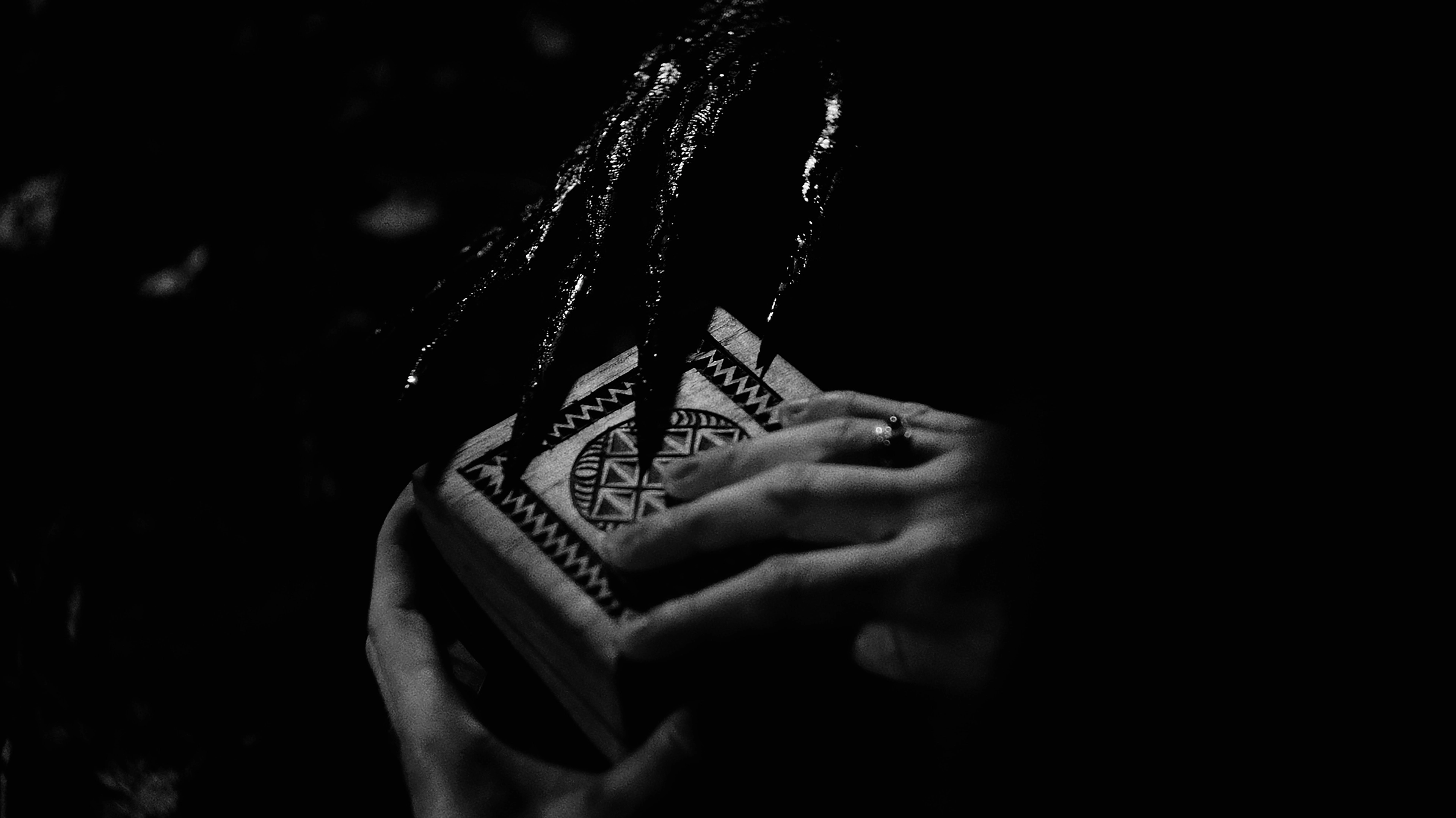 When Darkness Comes