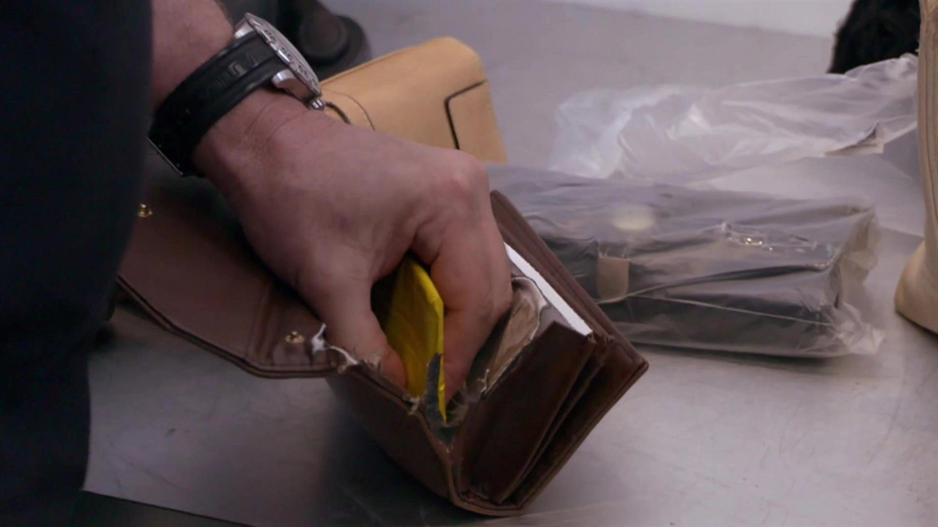 To Catch a Smuggler