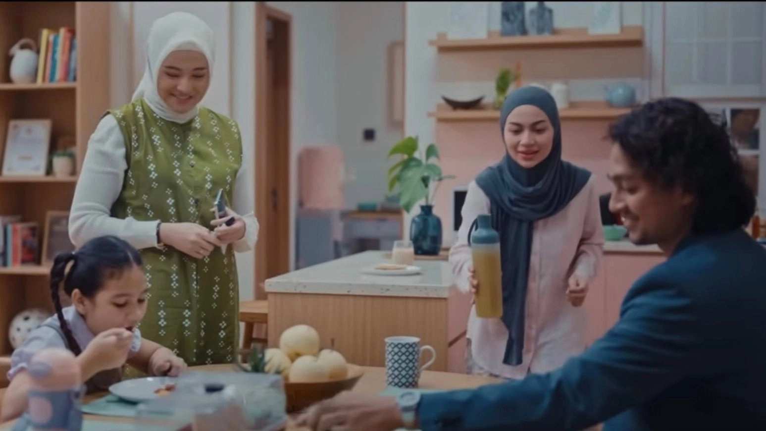 La Tahzan: Cinta, Dosa, Luka...
