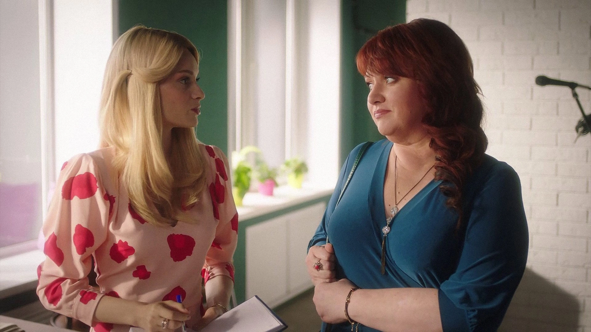 Two Broke Girls