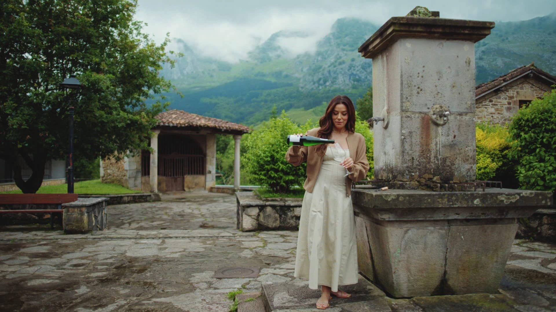 Eva Longoria: Searching for Spain