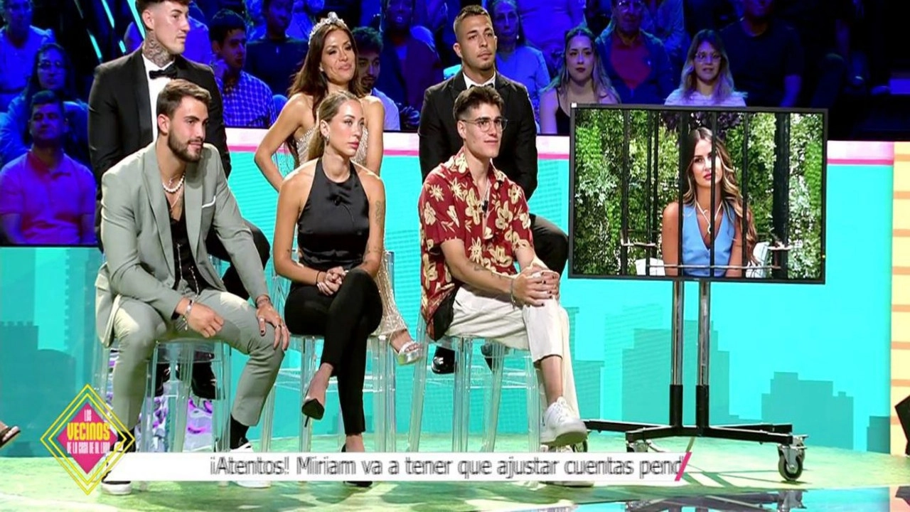 Los vecinos de la casa de al lado