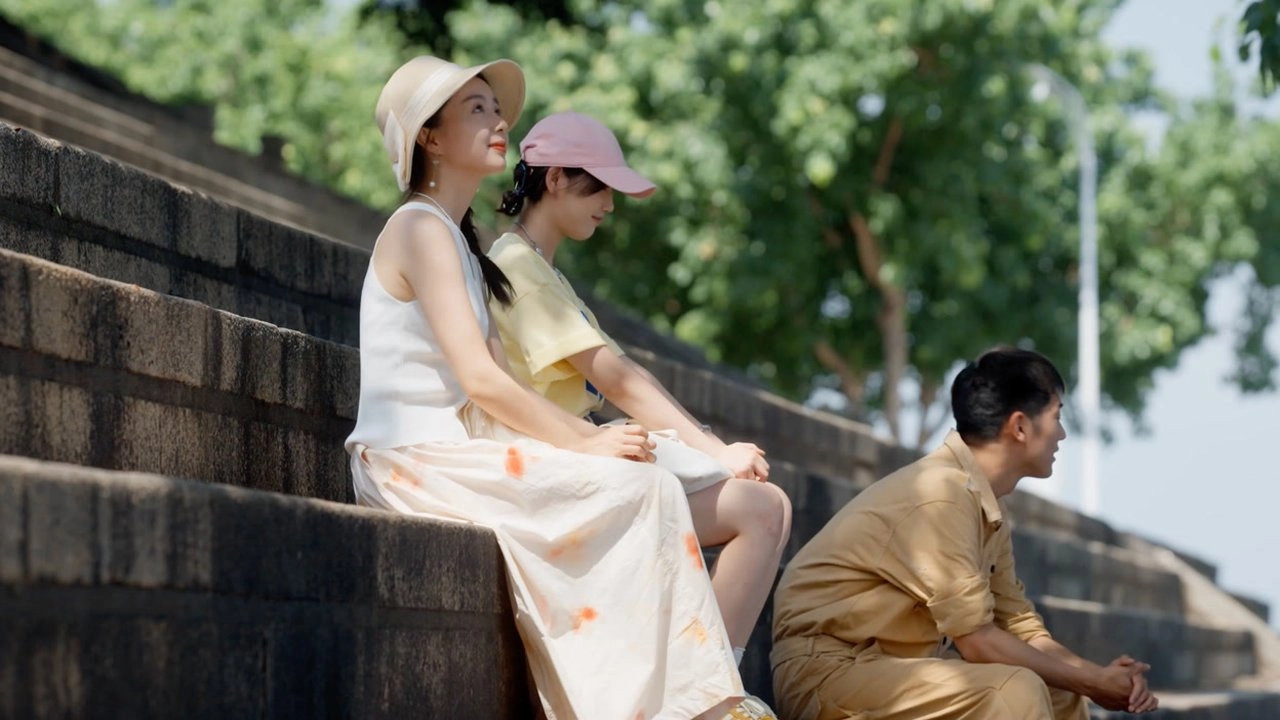 The First Sight of Nanyang Overseas Chinese