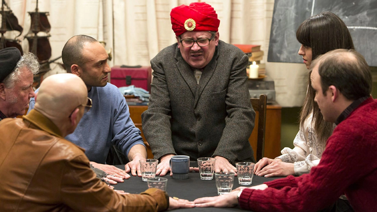 Count Arthur Strong