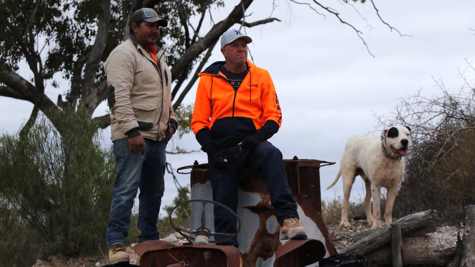 Outback Opal Hunters