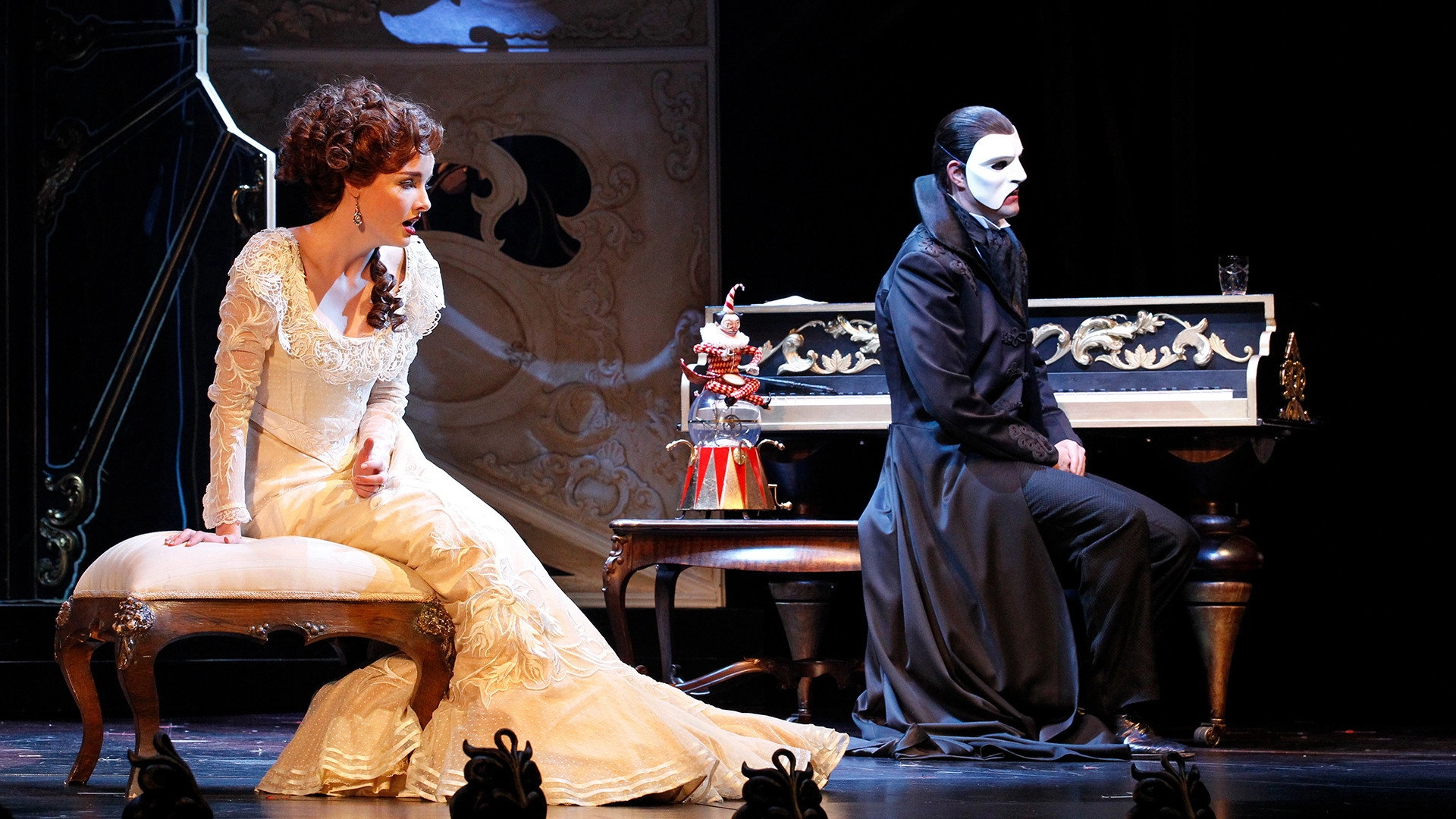 Love Never Dies