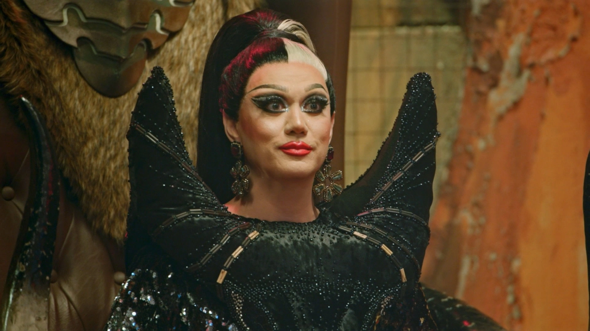 Drag Den