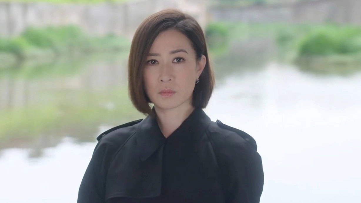 The QUEEN of News