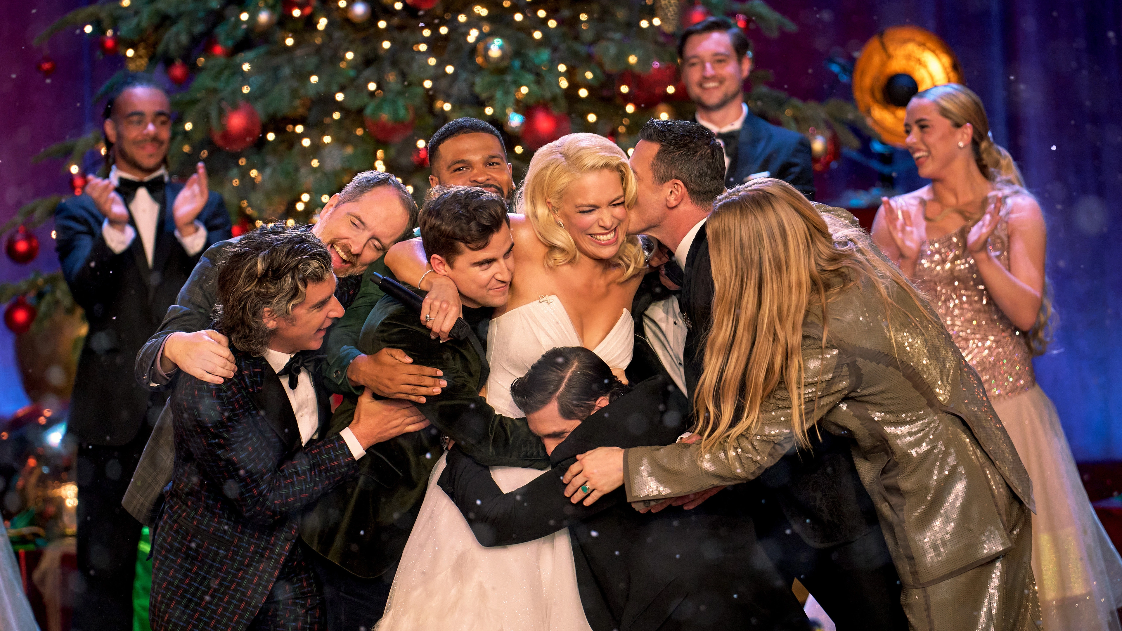 Hannah Waddingham: Home for Christmas