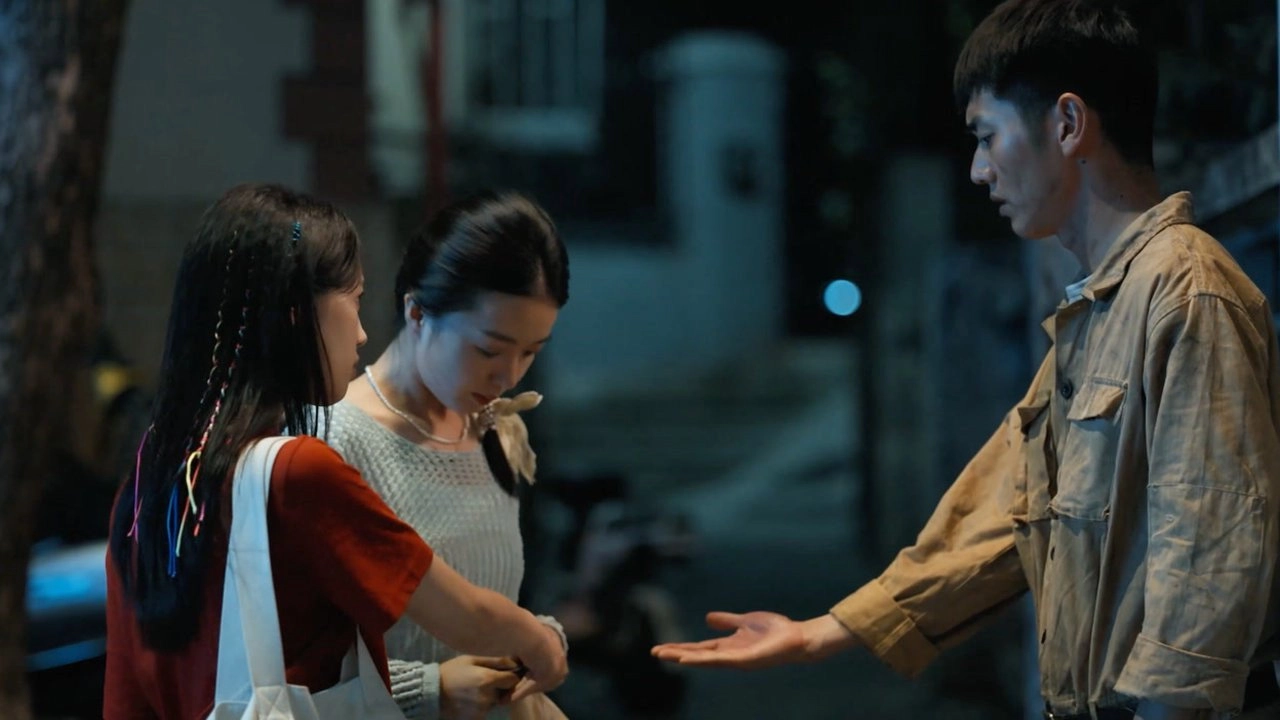 The First Sight of Nanyang Overseas Chinese