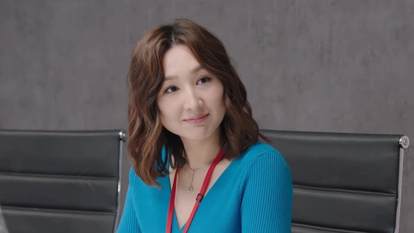 The QUEEN of News