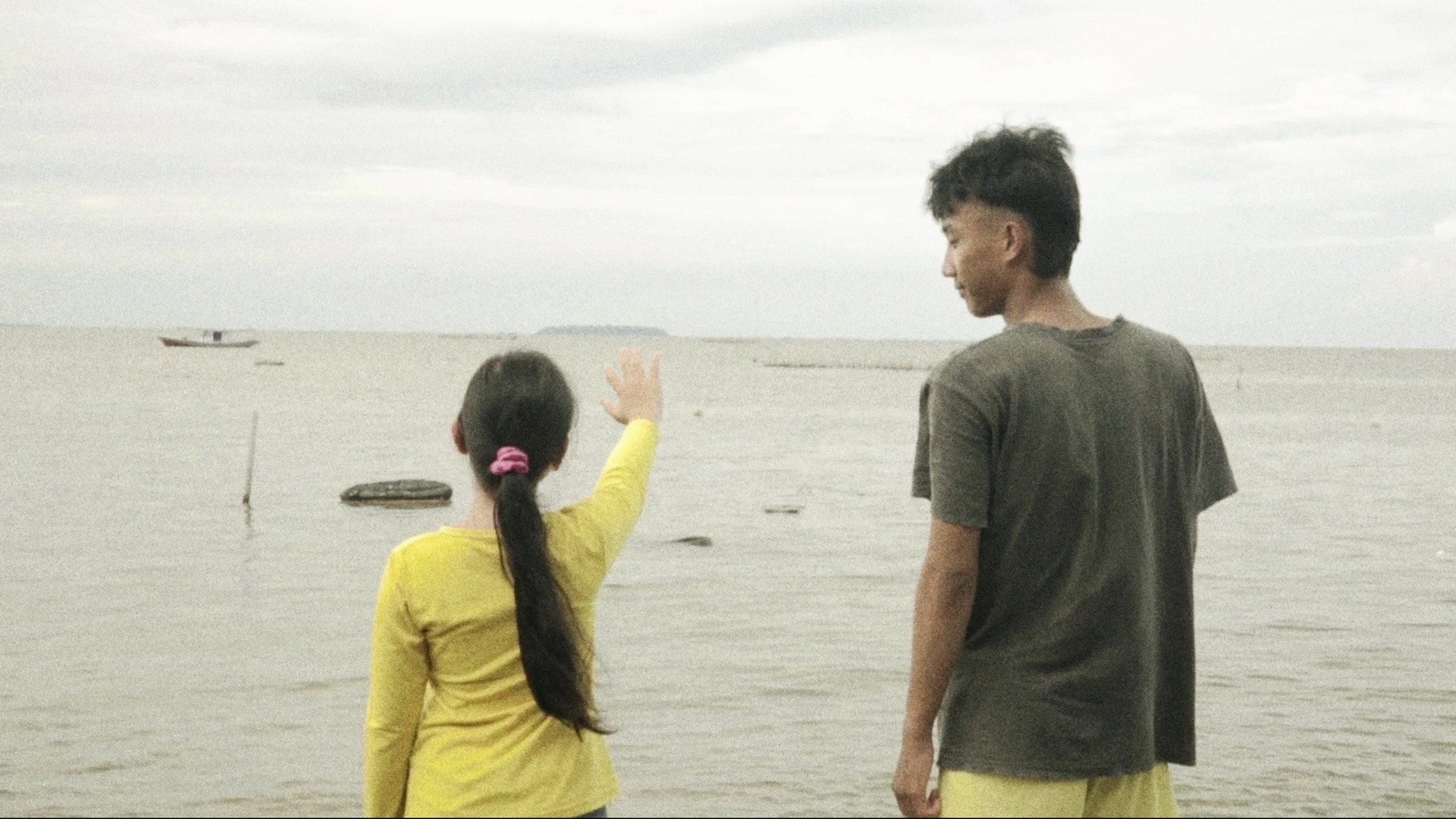 Laut Untuk Biru