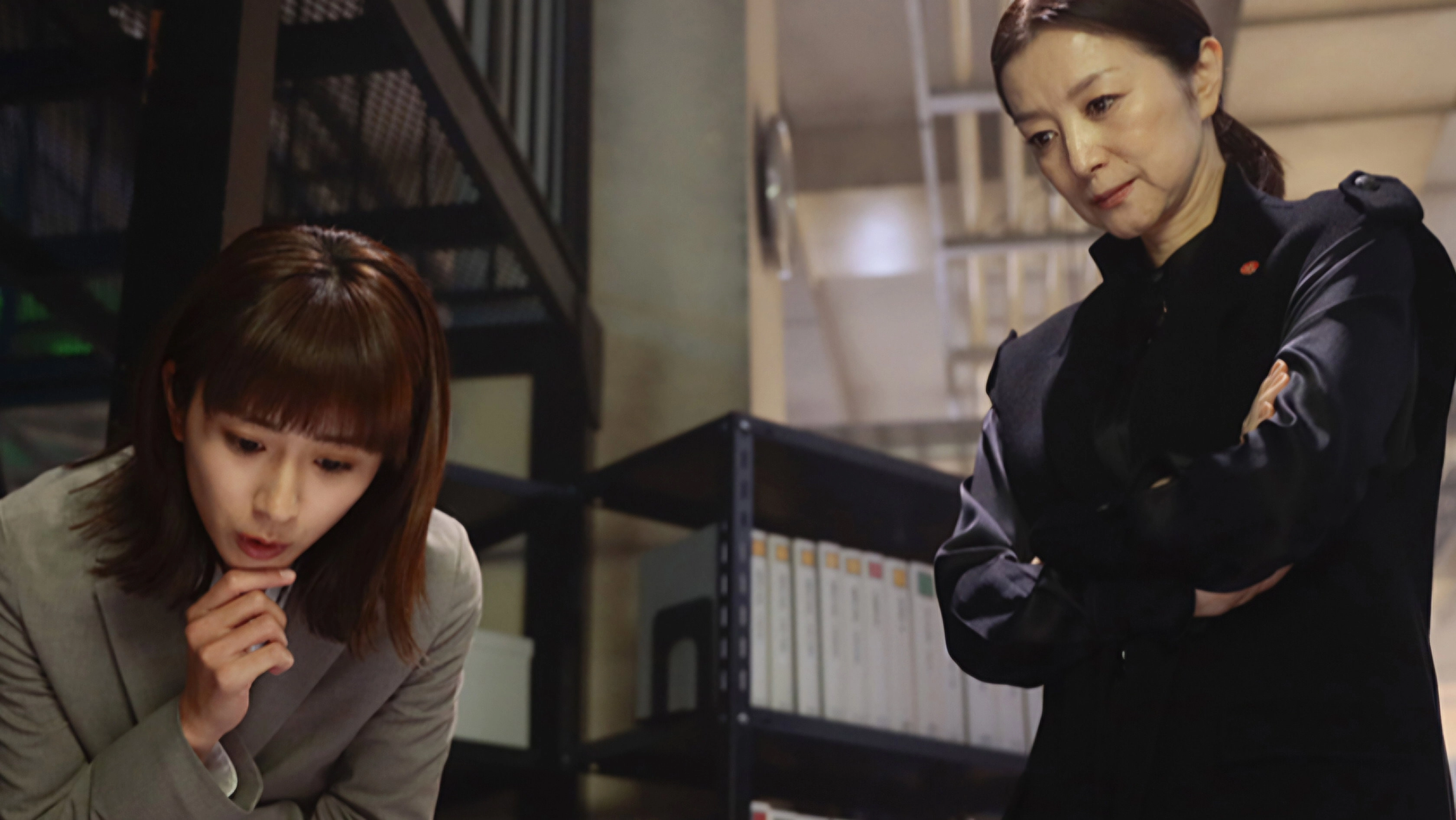 Women Document Detectives